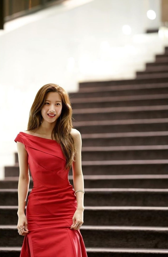 Nhiều người khen ngợi nhan sắc xinh đẹp và gợi cảm của “gà cưng” nhà SM. Ảnh: Instagram.