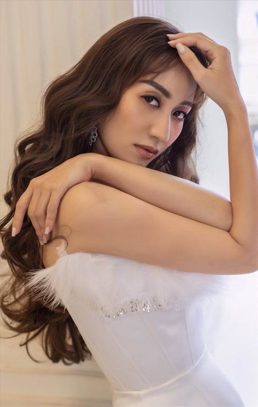 Ngoài sở trường là dance sport, Khánh Thi còn có nhiều tài lẻ khi có khả năng diễn xuất và ca hát. Ảnh: NVCC.