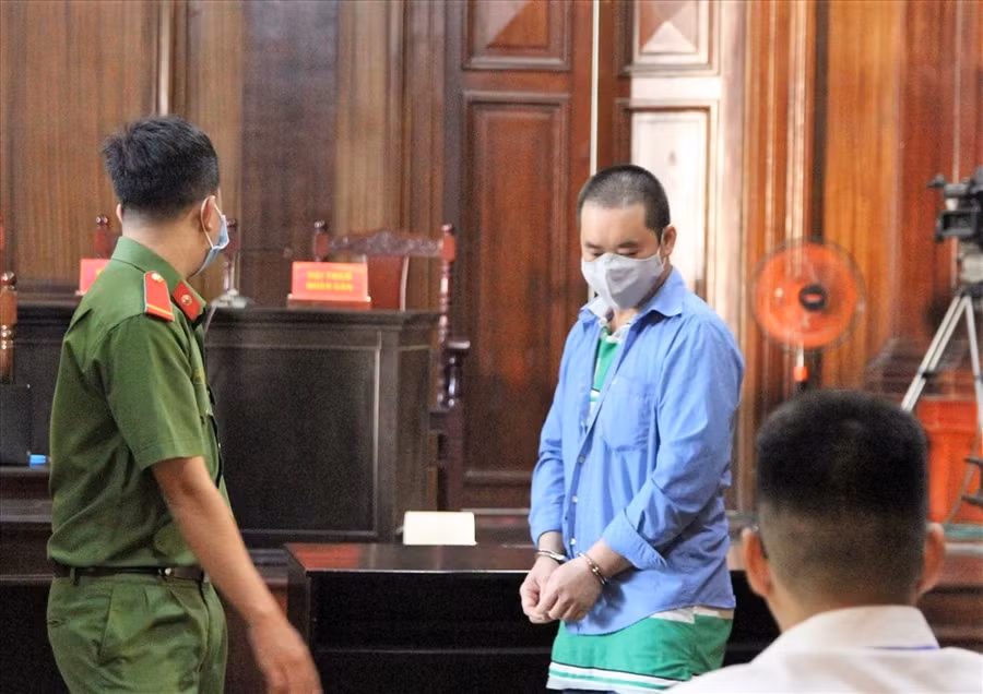  Bị cáo Nguyễn Hữu Phước tại phiên tòa. Ảnh: Anh Tú