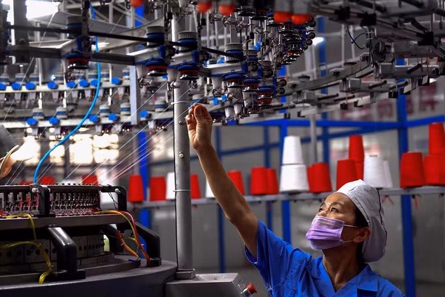 Việt Nam được đánh giá là điểm đến đầu tư hấp dẫn nhất Đông Nam Á. Ảnh: AFP