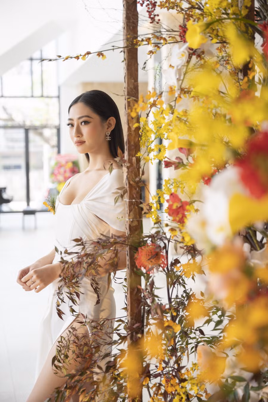 "Mỹ nhân Cao Bằng chân dài 1m22" vẫn luôn xuất hiện với hình ảnh tươi tắn, lộng lẫy.