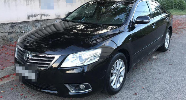 Các bị can "ngã giá" chức Vụ phó với bà Hạnh là 800 nghìn USD, và bà này phải mua 1 xe ô tô Camry làm quà tặng người sẽ nhờ xin việc. (Ảnh minh họa) Các bị can