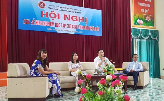 TS Lò Văn Pấng chia sẻ kinh nghiệm học tập cho sinh viên