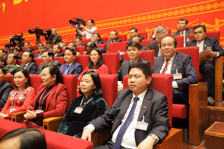  Đoàn đại biểu Đảng bộ tỉnh Gia Lai tham dự Đại hội đại biểu toàn quốc lần thứ XIII của Đảng. Ảnh: Phương Dung