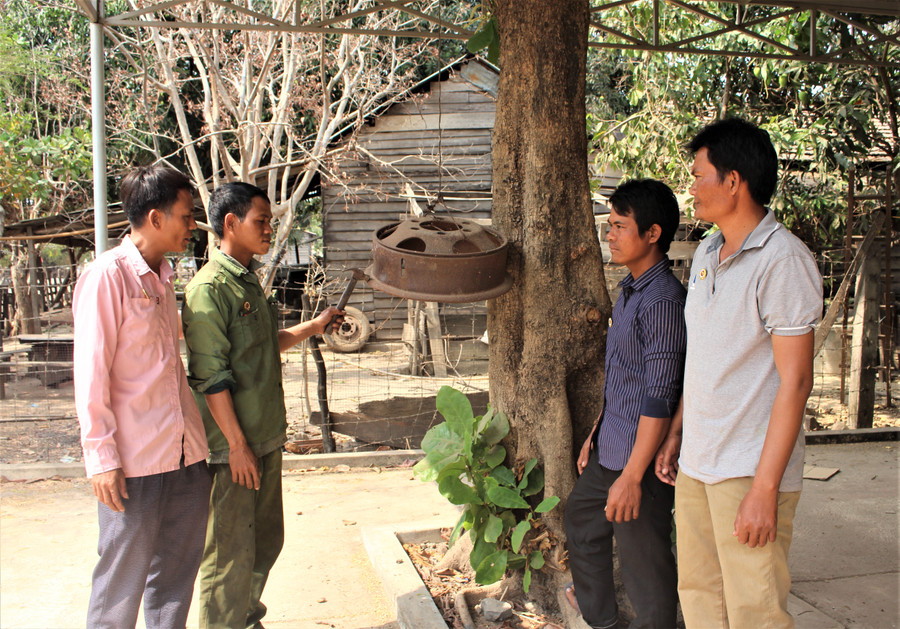 Chiếc kẻng của làng Klăh ở xã biên giới Ia Mơr (huyện Chư Prông) đã mang lại nhiều lợi ích cho người dân. Ảnh: Trần Dung