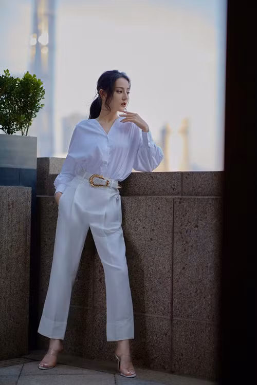 Sơ mi trắng của 