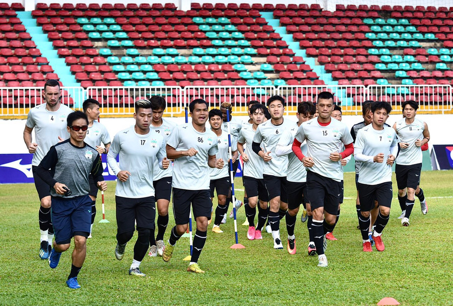 HAGL có sự chuẩn bị kỹ càng trước trận đấu. Ảnh: Lê Văn Ngọc