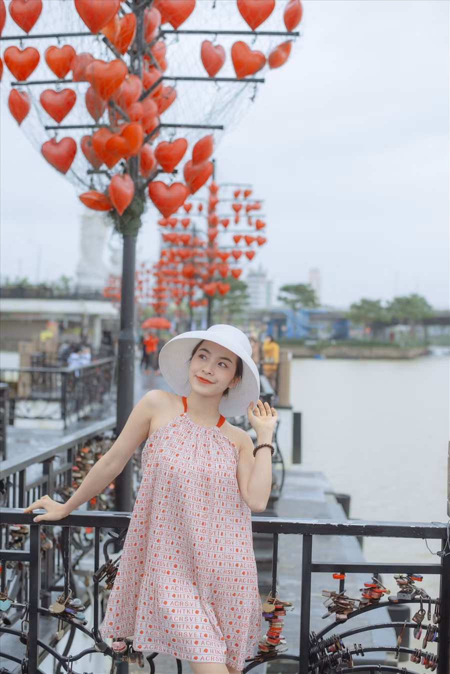 Hiện, Trần Vân đang nỗ lực học tập, hoàn thiện bản thân để thực hiện những dự định của mình trong năm 2021. Ảnh: NSCC.