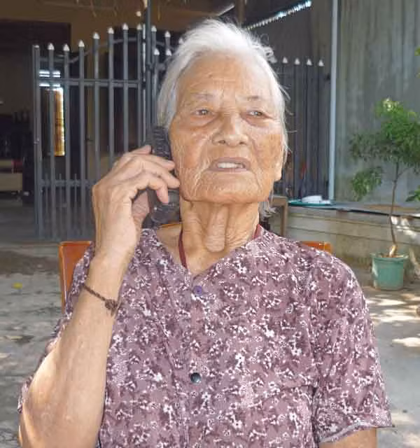 Nghệ nhân Ưu tú H’Ben lúc sinh thời. Ảnh: Nguyễn Quang Tuệ