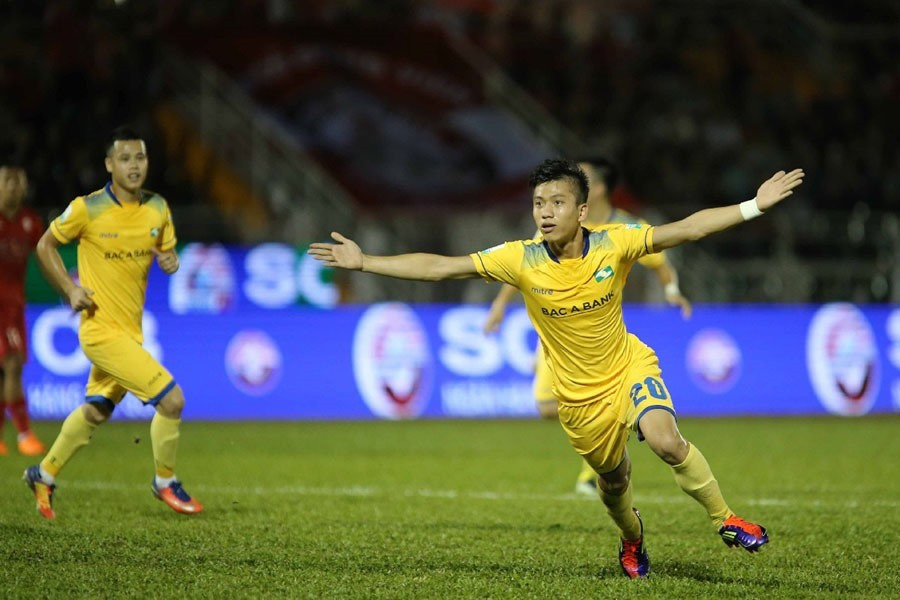 Phan Văn Đức đang trở lại ấn tượng sau chấn thương. Ảnh: H.A