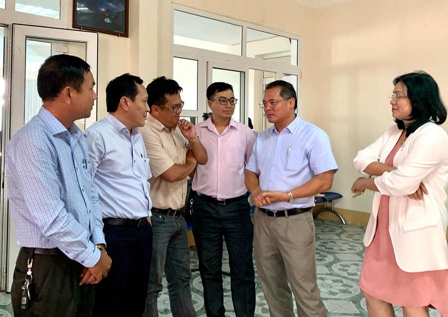 Các đơn vị chức năng luôn lắng nghe để tháo gỡ khó khăn, vướng mắc, hỗ trợ doanh nghiệp hoạt động. Ảnh: Hà Duy Các đơn vị chức năng luôn lắng nghe để hỗ trợ cho DN hoạt động