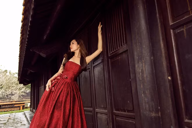 Dù hiếm khi xuất hiện trong các sự kiện giải trí hay những bộ ảnh quảng cáo, Á hậu Hoàng My vẫn thu hút người xem bởi thần thái hút mắt và vẻ đẹp sang trọng ẢNH: BTC