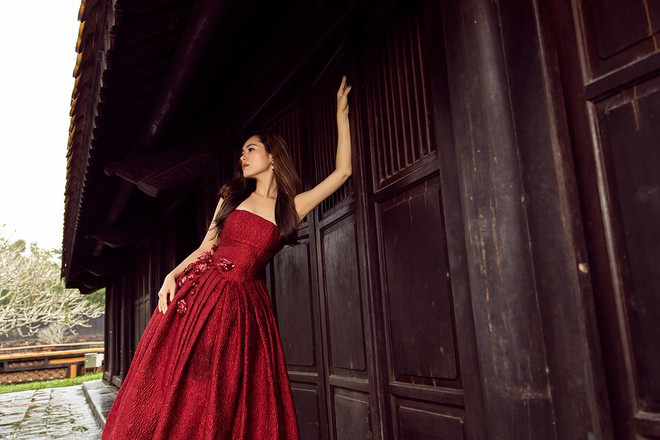 Dù hiếm khi xuất hiện trong các sự kiện giải trí hay những bộ ảnh quảng cáo, Á hậu Hoàng My vẫn thu hút người xem bởi thần thái hút mắt và vẻ đẹp sang trọng ẢNH: BTC Dù hiếm khi xuất hiện trong các sự kiện giải trí hay những bộ ảnh quảng cáo, Á hậu Hoàng My vẫn thu hút người xem bởi thần thái hút mắt và vẻ đẹp sang trọng ẢNH: BTC