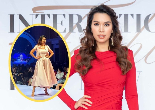 Siêu mẫu Hà Anh khoe thần thái vạn người mê trên sân khấu International Fashion Runway ẢNH: BTC