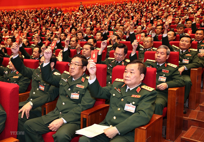 Các đại biểu biểu quyết thông qua Quy chế làm việc của Đại hội