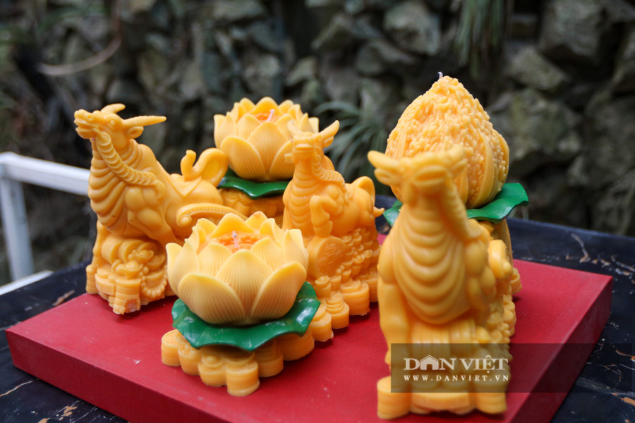 Theo anh Thông, con trâu là linh vật của năm Tân Sửu 2021, đồng thời theo quan niệm dân gian, đây cũng là loài động vật biểu tượng cho sự phú quý, giàu sang, cát tường bởi tính cách hiền lành, chịu thương chịu khó. Chúng thường mang đến cho chủ nhân cuộc sống ấm no, bền vững.