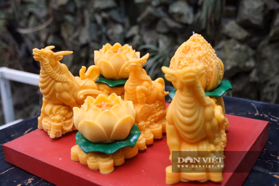 Theo anh Thông, con trâu là linh vật của năm Tân Sửu 2021, đồng thời theo quan niệm dân gian, đây cũng là loài động vật biểu tượng cho sự phú quý, giàu sang, cát tường bởi tính cách hiền lành, chịu thương chịu khó. Chúng thường mang đến cho chủ nhân cuộc sống ấm no, bền vững.