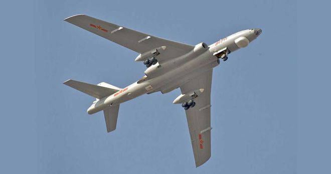 Máy bay ném bom H-6K của Trung Quốc - Ảnh: Không quân Trung Quốc  Máy bay ném bom H-6K của Trung Quốc - Ảnh: Không quân Trung Quốc