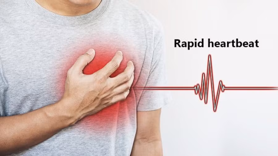 Nên gọi cấp cứu ngay nếu có biểu hiện sau: khó thở nghiêm trọng, tim đập rất nhanh hoặc ngất xỉu Ảnh: Shutterstock