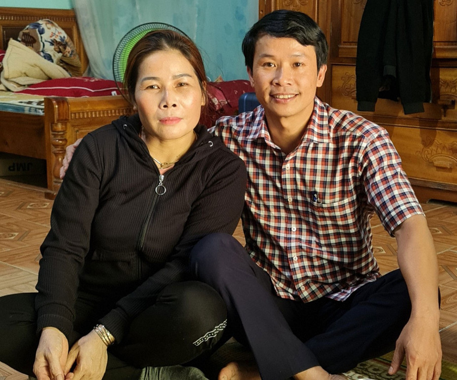 Chị em ông Hòa trong phút giây gặp nhau sau nhiều năm thất lạc Chị em ông Hòa trong phút giây gặp nhau sau nhiều năm thất lạc