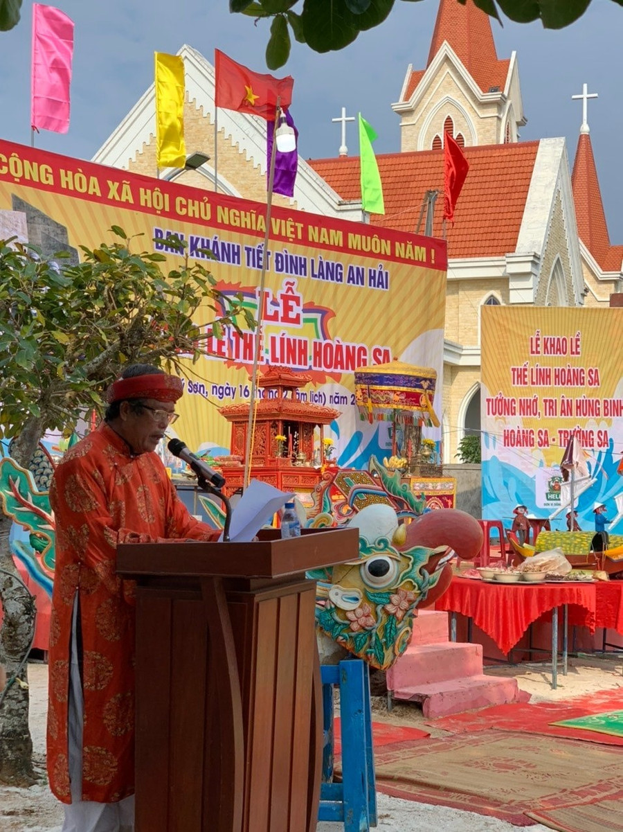 Lễ Khao lề thế lính Hoàng Sa được tổ chức trang nghiêm hàng năm tại đảo Lý Sơn tỉnh Quảng Ngãi