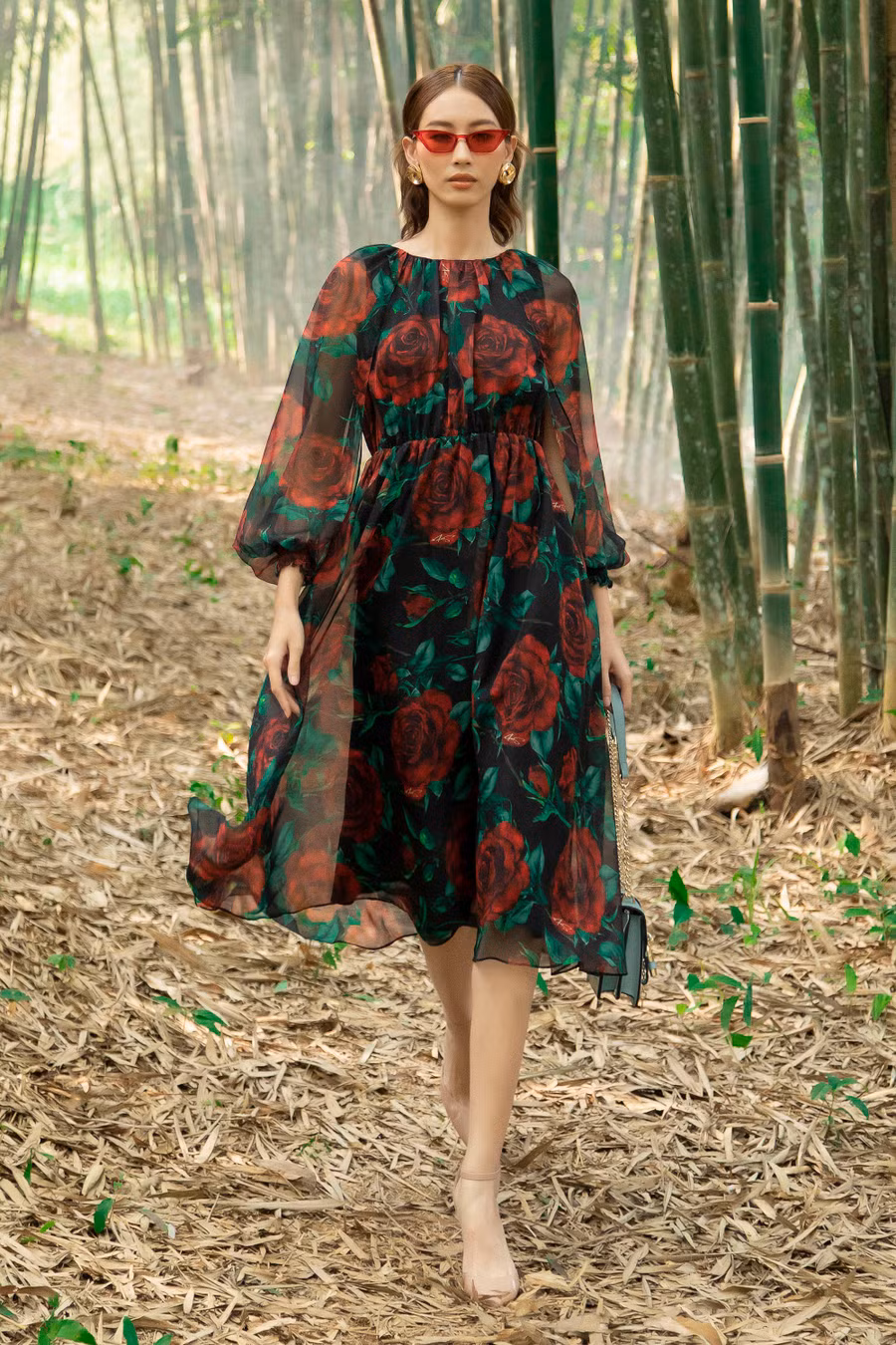 NTK Đỗ Mạnh Cường cho biết anh đang chuẩn bị cho bộ sưu tập mới để giới thiệu trong show diễn lớn của SIXDO sẽ tổ chức vào ngày 26.6.2022 tại Amanoi Ninh Thuận.