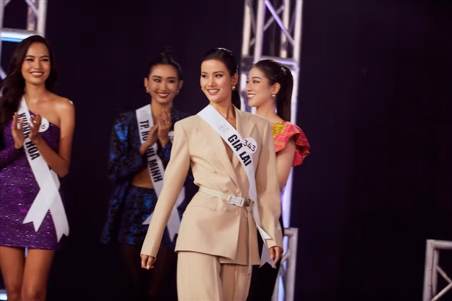 Hương Ly lựa chọn về đội HLV Mâu Thuỷ. Ảnh: MUVN.