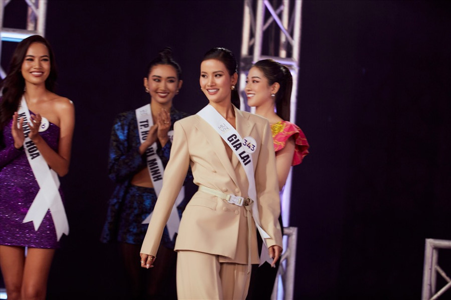 Hương Ly lựa chọn về đội HLV Mâu Thuỷ. Ảnh: MUVN. Hương Ly lựa chọn về đội HLV Mâu Thuỷ. Ảnh: MUVN.