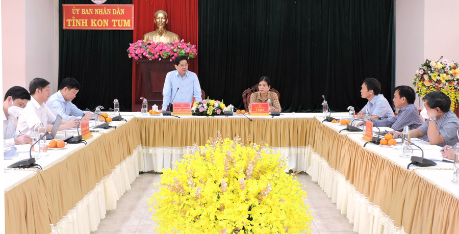 Quang cảnh buổi làm việc. Ảnh: TH