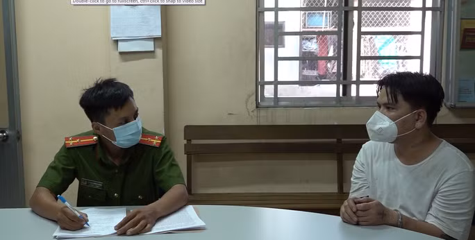  Ngô Phương Tâm tại cơ quan công an