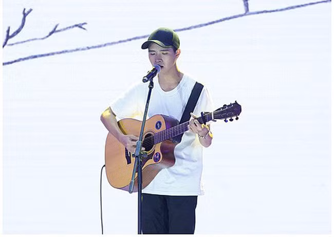 Thịnh Suy- một giọng ca indies rất được yêu thích