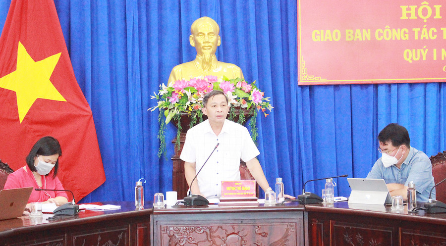 Trưởng ban Tuyên giáo Tỉnh ủy Huỳnh Thế Mạnh phát biểu tại hội nghị. Ảnh: Mộc Trà Trưởng ban Tuyên giáo Tỉnh ủy Huỳnh Thế Mạnh kết luận hội nghị. Ảnh: Mộc Trà