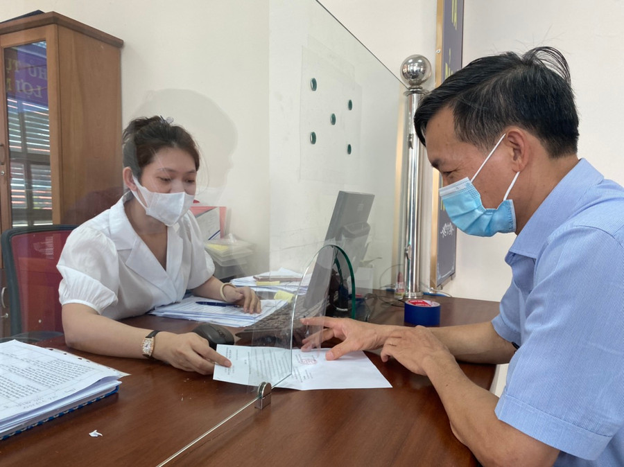 Cục Thuế tỉnh chỉ đạo các đơn vị Chi cục Thuế tăng cường kiểm soát giá giao dịch bất động sản để xác định nghĩa vụ tài chính theo quy định. Ảnh: Sơn Ca Cục Thuế tỉnh chỉ đạo các đơn vị Chi cục Thuế tăng cường kiểm soát giá giao dịch bất động sản để xác định nghĩa vụ tài chính theo quy định. Ảnh: Sơn Ca