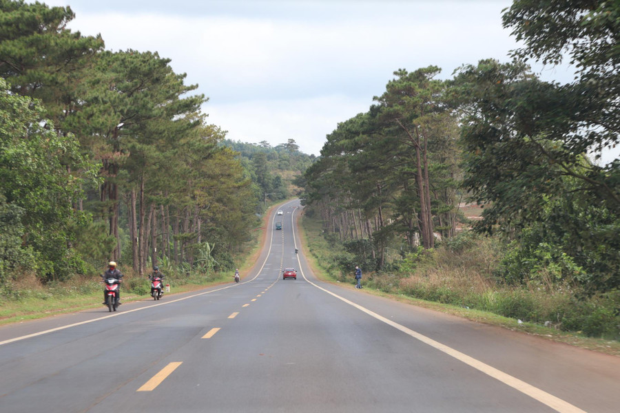 Quốc lộ 14 - tuyến đường kết Tây Nguyên với Đông Nam bộ. (Ảnh minh họa) Quốc lộ 14 - tuyến đường kết Tây Nguyên với Đông Nam bộ. (Ảnh minh họa)