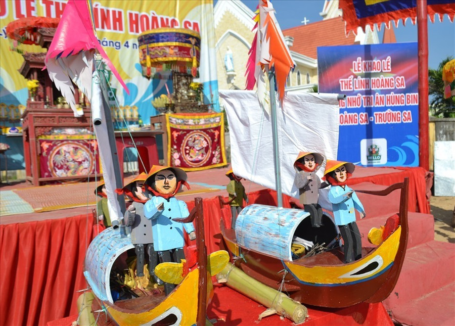 Lịch sử bảo vệ chủ quyền đối với 2 quần đảo Hoàng Sa, Trường Sa của dân tộc được viết bằng mồ hôi, xương máu và cả sinh mạng của nhiều thế hệ.