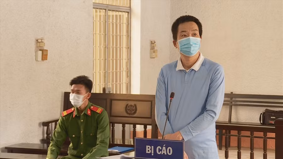 Bị cáo Dương Ngọc Đức tại toà. Ảnh: T.X