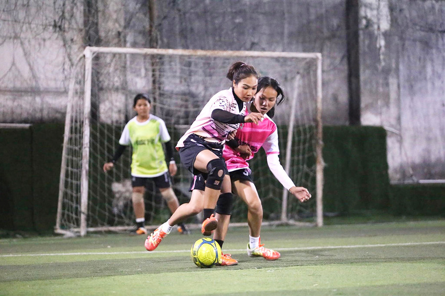 Các cầu thủ của đội bóng Đam Mê (xã Glar, huyện Đak Đoa) đã lên ngôi vô địch của giải. Ảnh: Lê Văn ngọc