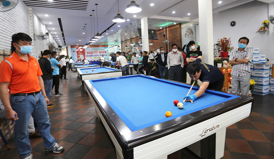  Giải đấu đã quy tụ 142 cơ thủ tranh tài. Ảnh: Văn Ngọc