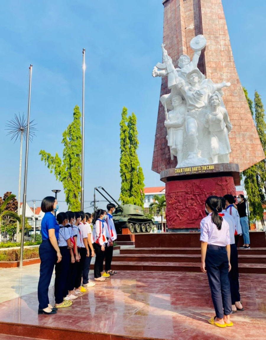  Di tích lịch sử Chiến thắng Đak Tô-Tân Cảnh trở thành địa chỉ đỏ giáo dục truyền thống cách mạng cho thế hệ trẻ. Ảnh nguồn internet
