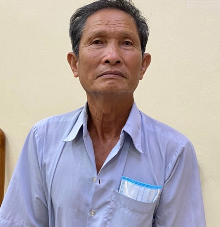 Phạm Văn Tròn (67 tuổi, ngụ khóm 1, P.Tân Xuyên, TP.Cà Mau) bị khởi tố, bắt tạm giam để điều tra về hành vi giết người. Ảnh Công an cung cấp Phạm Văn Tròn (67 tuổi, ngụ khóm 1, P.Tân Xuyên, TP.Cà Mau) bị khởi tố, bắt tạm giam để điều tra về hành vi giết người. Ảnh Công an cung cấp