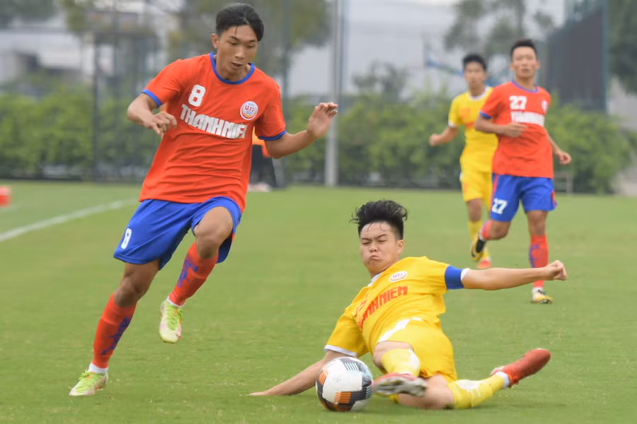U.19 Hà Nội quyết đòi nợ trước U.19 HAGL. Ảnh: Dư Hải