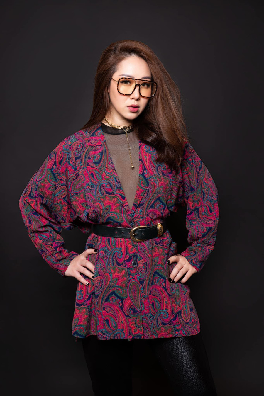 Hoa hậu Ngô Phương Lan mới lạ, cá tính khi diện trang phục phong cách vintage.