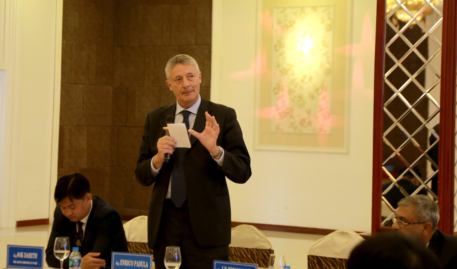 Ông Claudio Schuftan-Lãnh sự Danh dự Chile hy vọng thông qua hội nghị này sẽ là cầu nối cho tỉnh Gia Lai mở rộng hợp tác, đầu tư trong lĩnh vực chế biến các sản phẩm từ nông nghiệp. Ảnh: Quang Thái