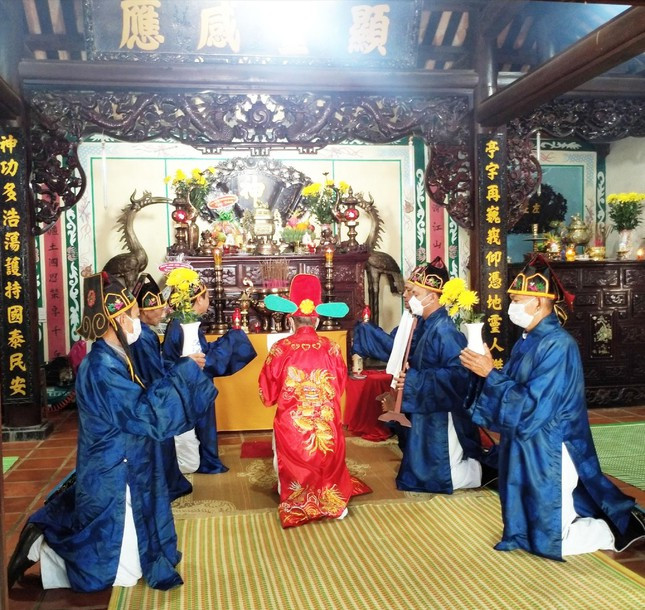 Lễ tế xuân diễn ra tại đình