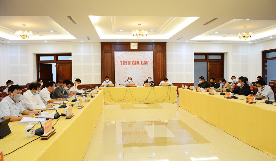 Quang cảnh hội nghị trực tuyến toàn quốc của Chính phủ đánh giá tình hình kinh tế-xã hội tháng 3 và 3 tháng năm 2022 tại điểm cầu tỉnh Gia Lai. Ảnh: Minh Nguyễn