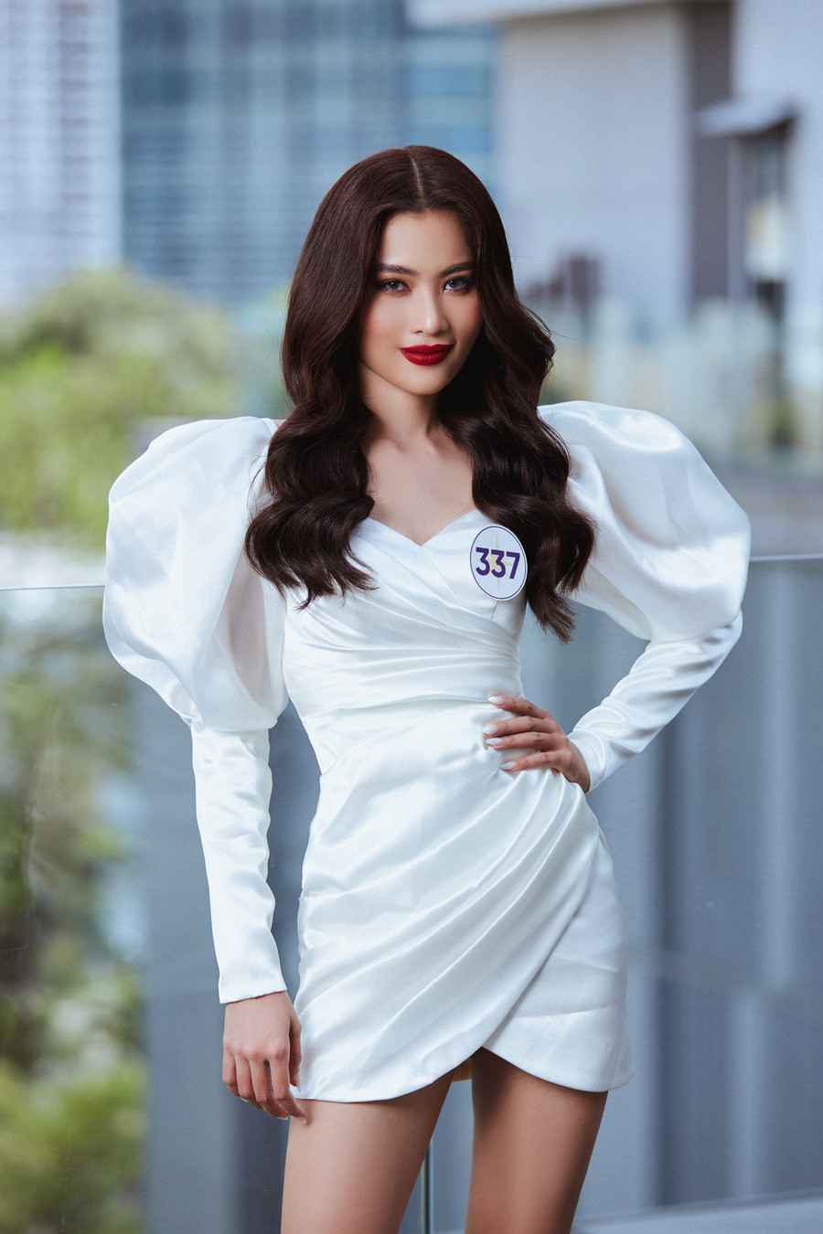 Nhan sắc mặn mà của Lệ Nam. Trong khi Lệ Nam ghi danh Hoa hậu Hoàn vũ thì người em gái song sinh Nam Em lại quyết định thử sức tại Hoa hậu Việt Nam thế giới 2022.  Nhan sắc mặn mà của Lệ Nam. Trong khi Lệ Nam ghi danh Hoa hậu Hoàn vũ thì người em gái song sinh Nam Em lại quyết định thử sức tại Hoa hậu Việt Nam thế giới 2022.