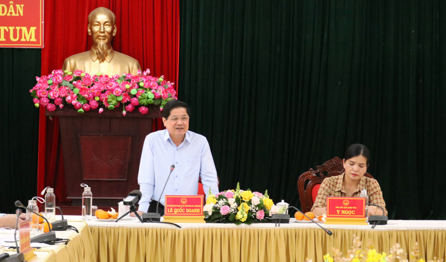 Thứ trưởng Lê Quốc Doanh phát biểu kết luận buổi làm việc. Ảnh: TH