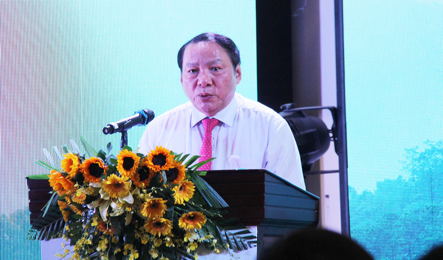 Bộ trưởng Bộ Văn hóa-Thể thao và Du lịch Nguyễn Văn Hùng phát biểu tại diễn đàn. Ảnh: Hoành Sơn