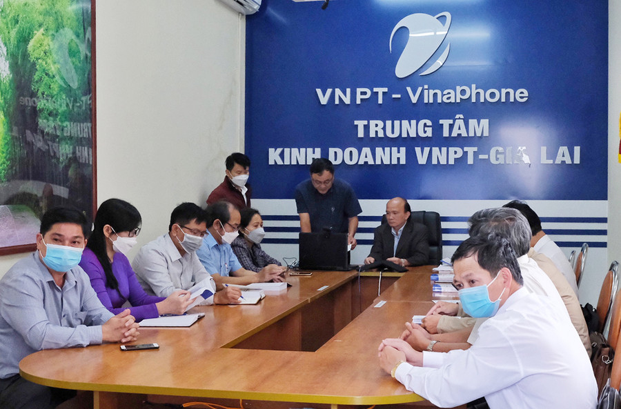 Lớp bồi dưỡng kỹ năng và phương pháp hoạt động cho đại biểu HĐND các cấp tổ chức trực tuyến. Ảnh: Hoàng Ngọc Lớp bồi dưỡng kỹ năng và phương pháp hoạt động cho đại biểu HĐND các cấp tổ chức trực tuyến. Ảnh: Hoàng Ngọc