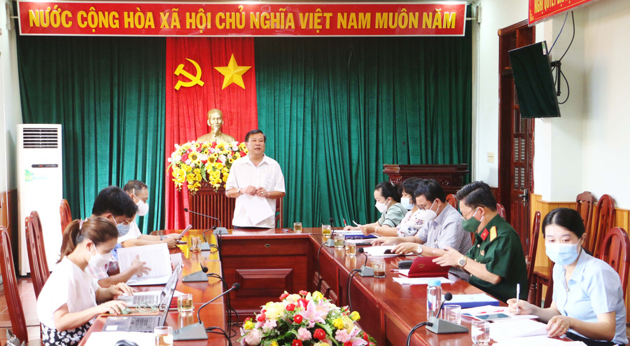 Quang cảnh buổi làm việc. Ảnh: Quang Tấn